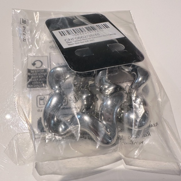 PrettyLittle Thing Silver Twisted Abstract Statement Hoop Earrings - BNWT - Picture 5 of 6